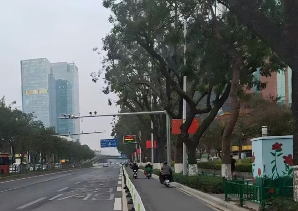 機(jī)動(dòng)車(chē)尾氣遙感監(jiān)測(cè)系統(tǒng)